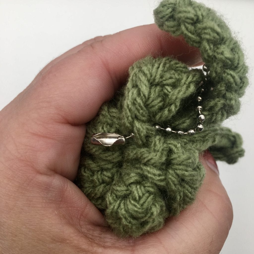 Palm Tree Key Chain - Free Pattern - Through The Loop Yarn Craft